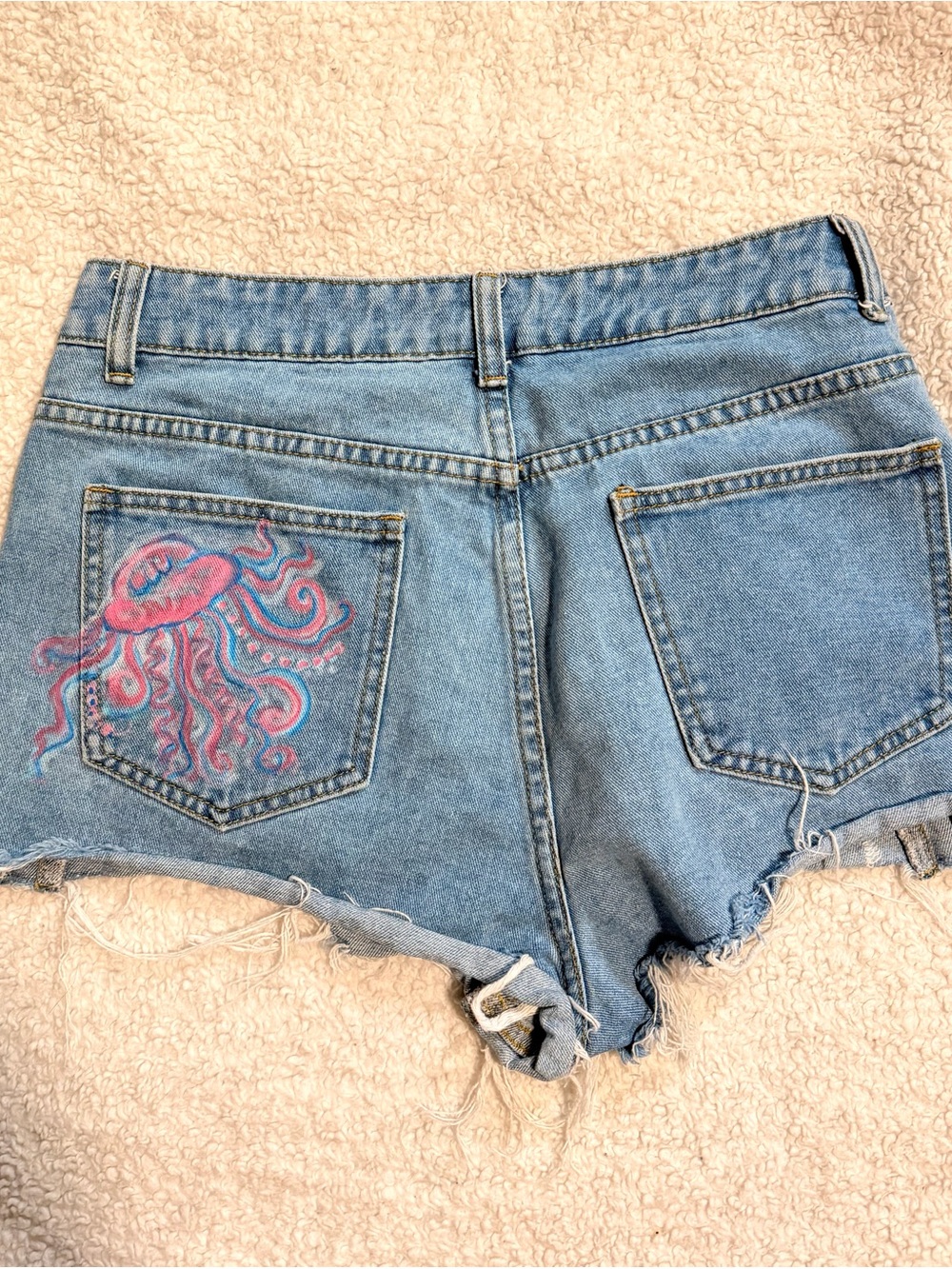 Shorts with Pink Jellyfish Pocket